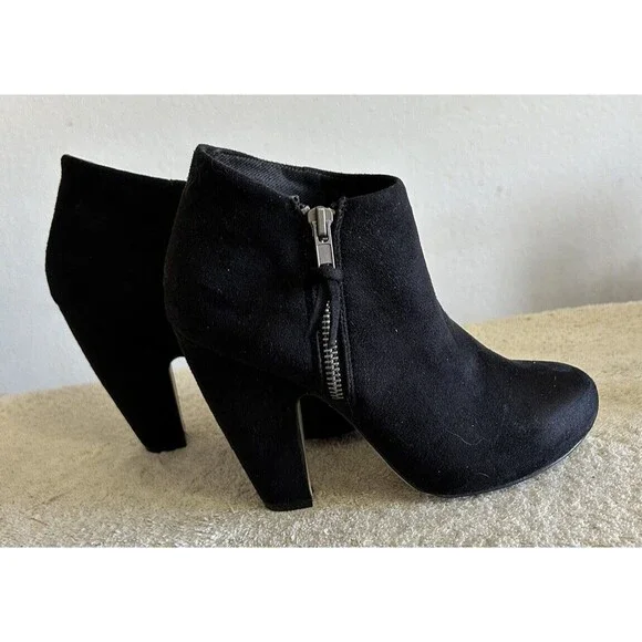 Madden Girl Black Fabric Coated Lopezzz Ankle Booties Boots Zip Size 6M - Picture 10 of 13